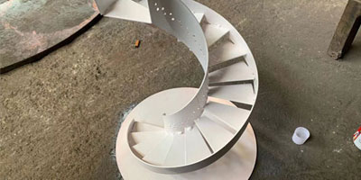 旋轉(zhuǎn)樓梯制作